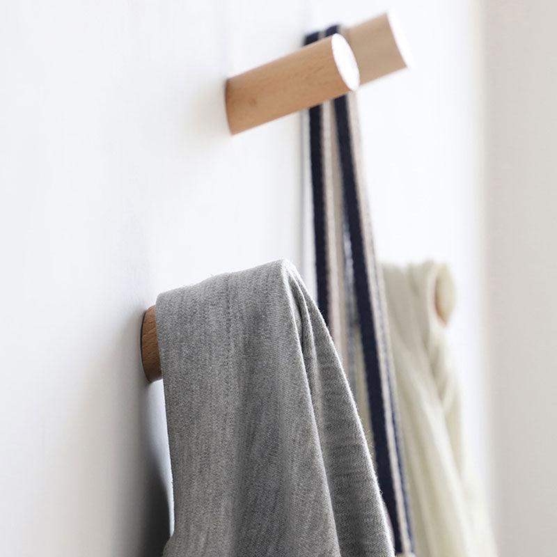 Natural Wood Wall-Mounted Coat Hook – Decorative Key & Hat Hanger